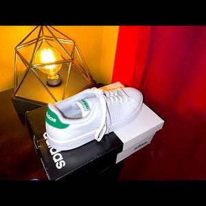 Adidas Advantage Brand New!!!!!